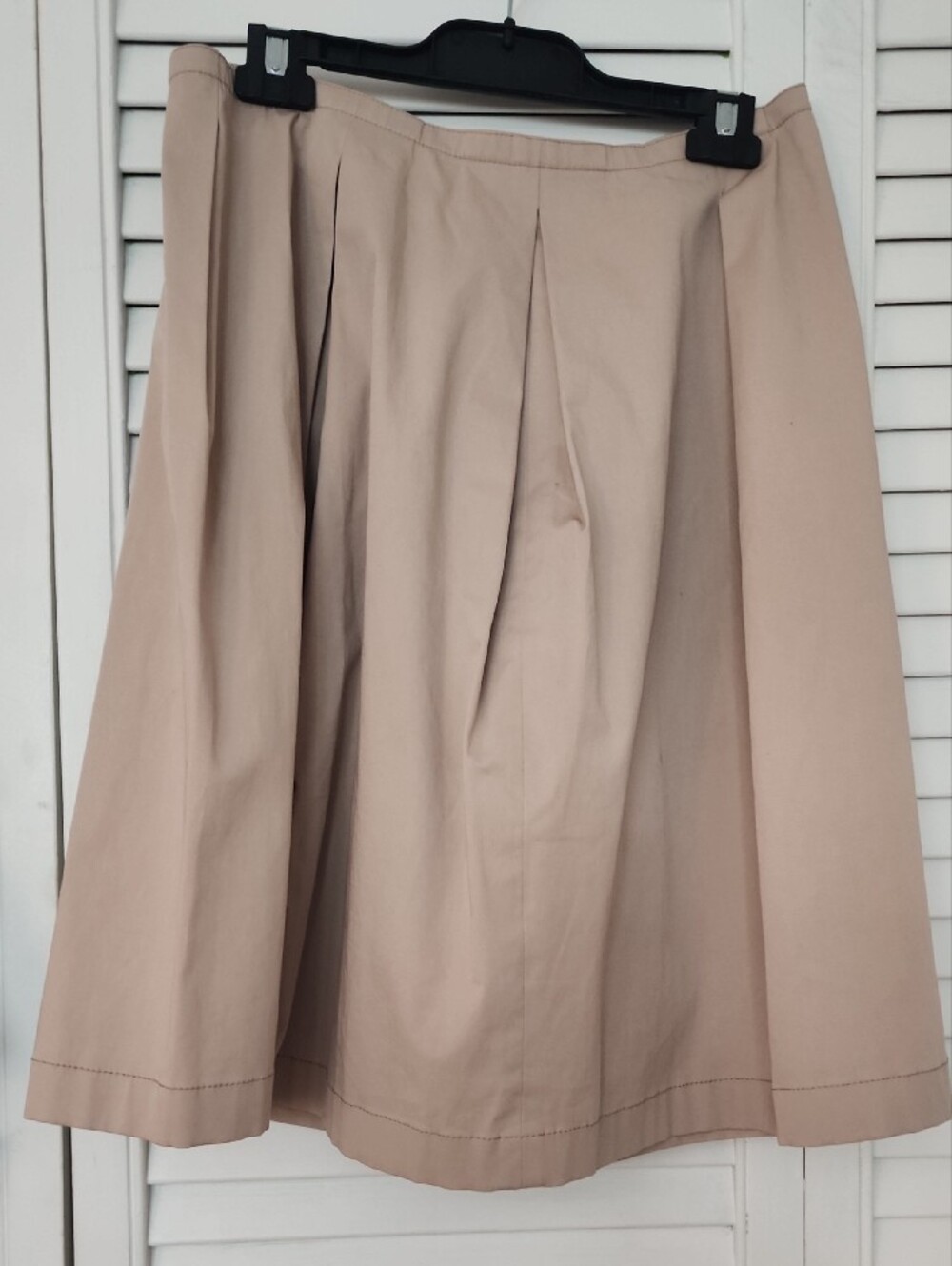 Miu Miu Beige A-Line Pleated Midi Skirt - Picture 3 of 6